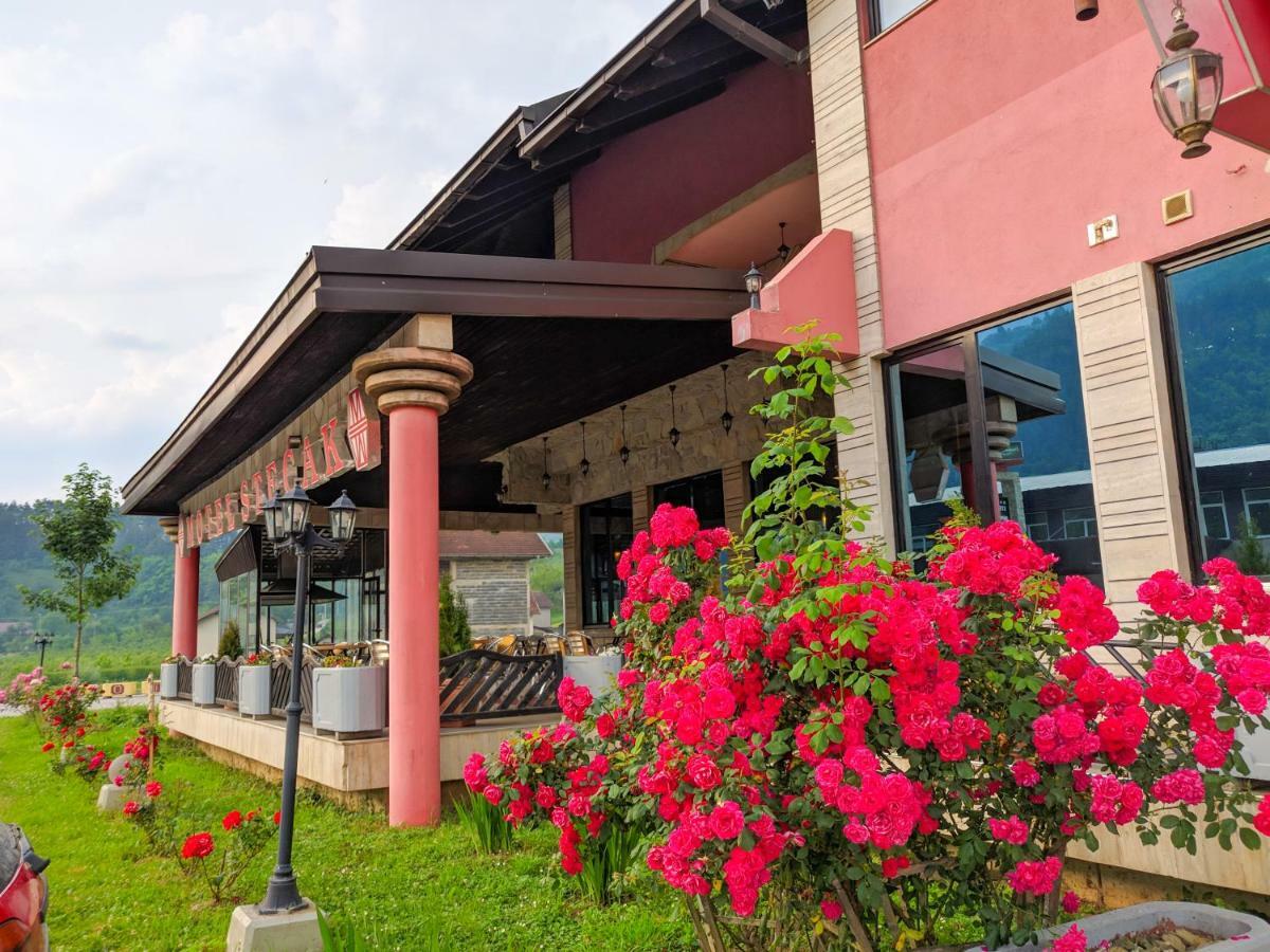Motel Stecak Jajce Exterior photo
